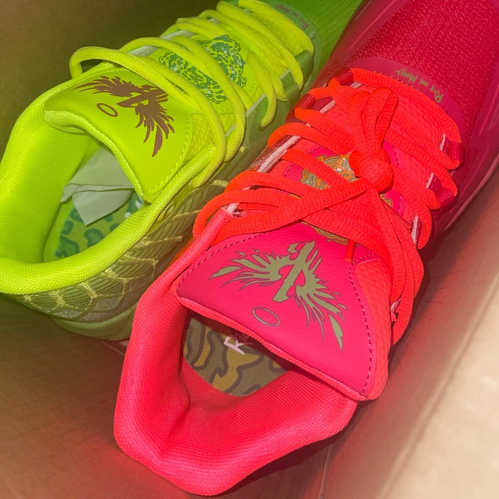 Men’s shoes